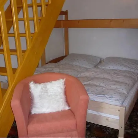 Chata U Zamku Lodge